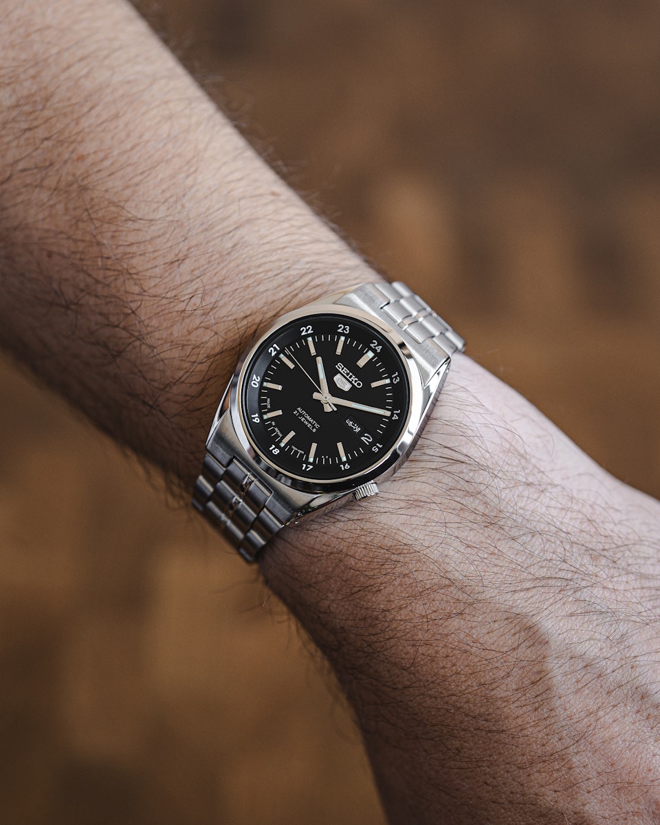 Seiko 5 Automatic Japan SNK567J1 - Unisex Timepiece