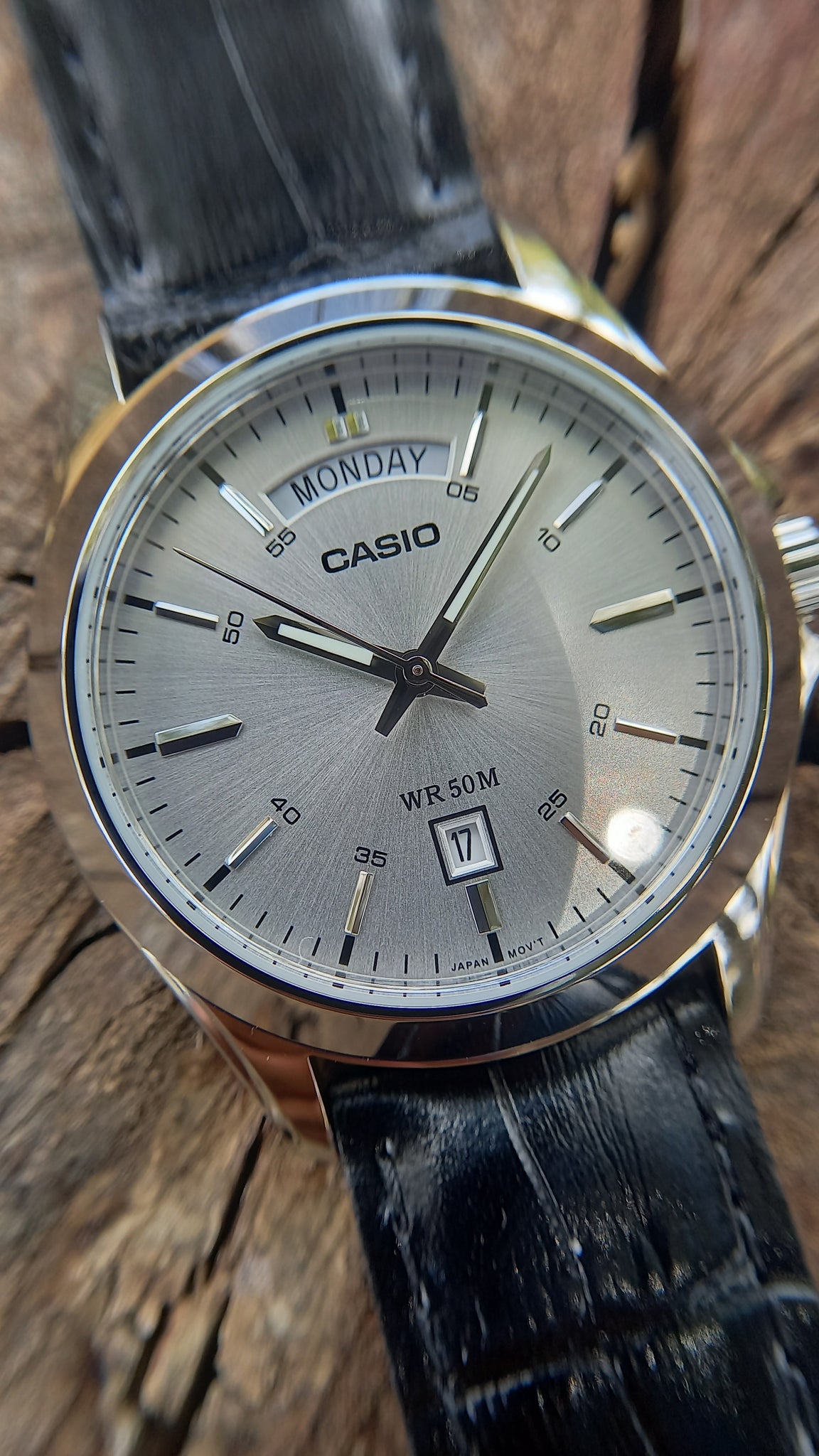 Casio Exclusive Leather for Men MTP-1370L-7A