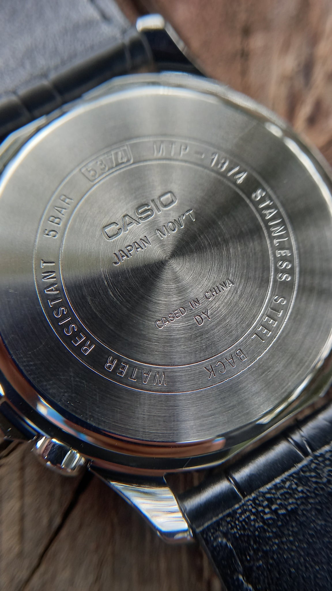 Casio Exclusive Leather Timepiece for Men MTP-1374L-1AVDF